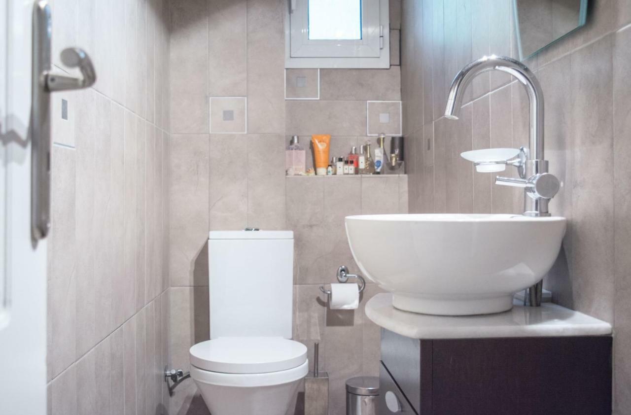 Designer'S Apartment Close To City Center Atena Exterior foto